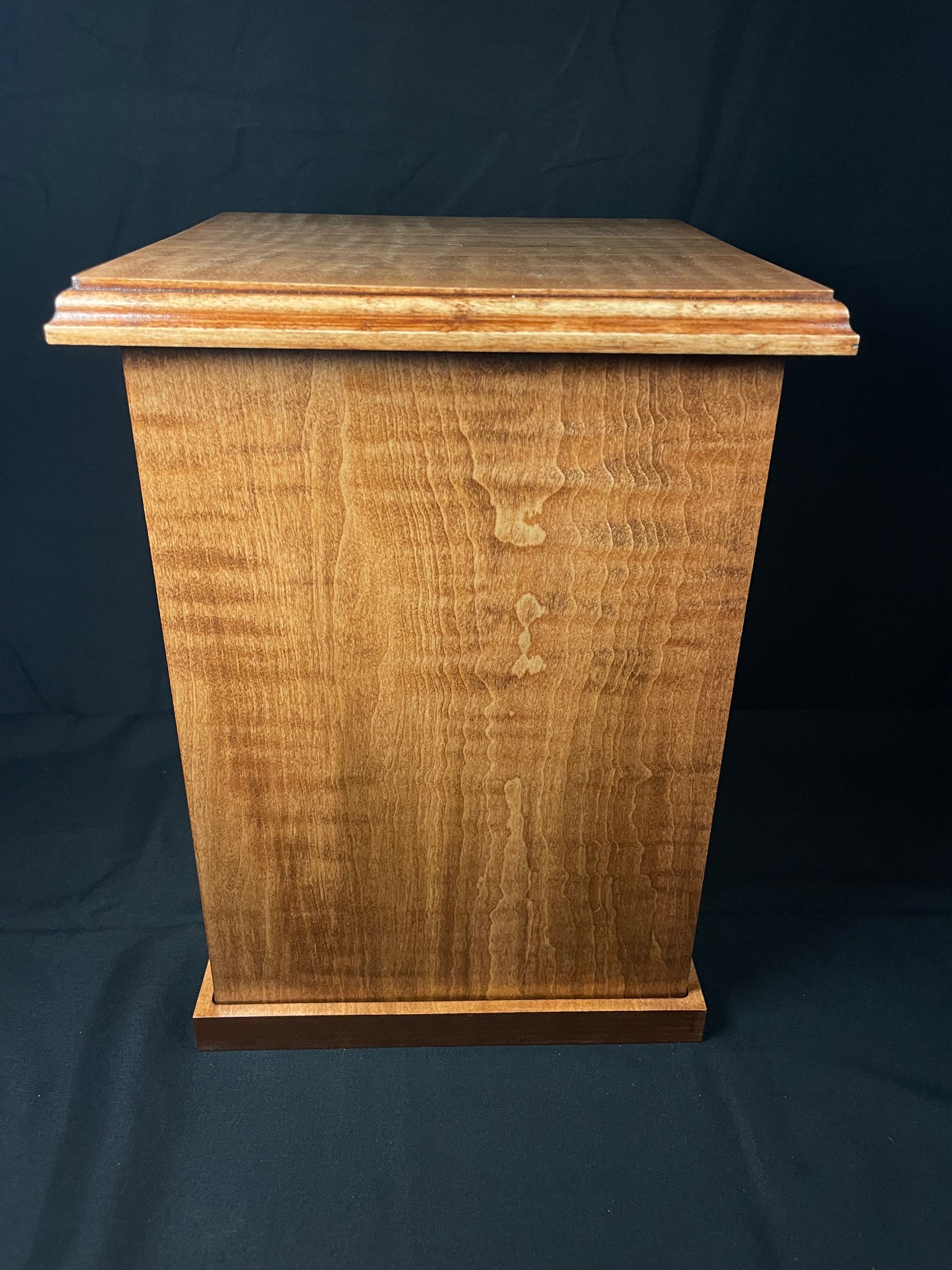 Larger Capacity Urn