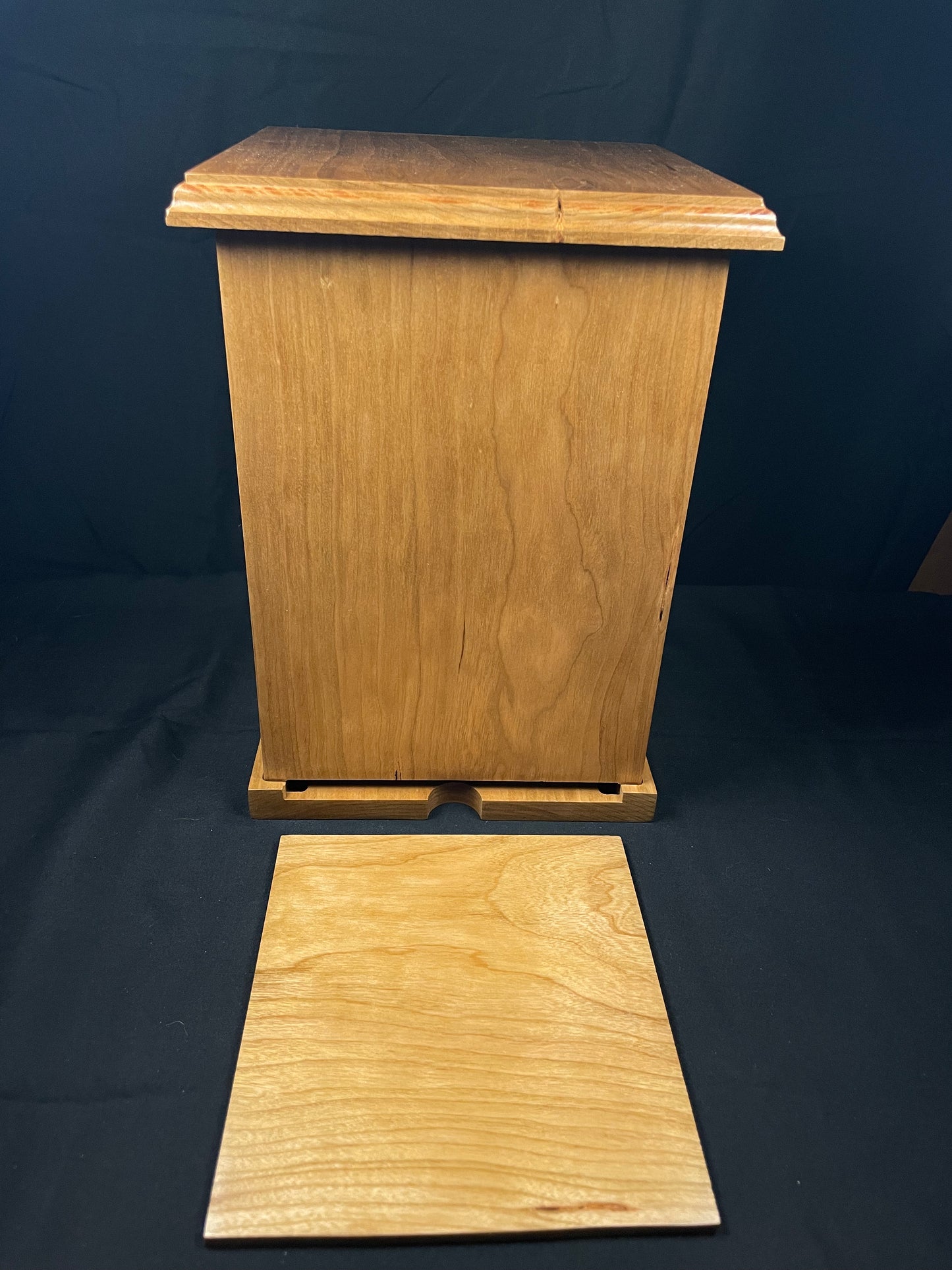 Larger Capacity Urn