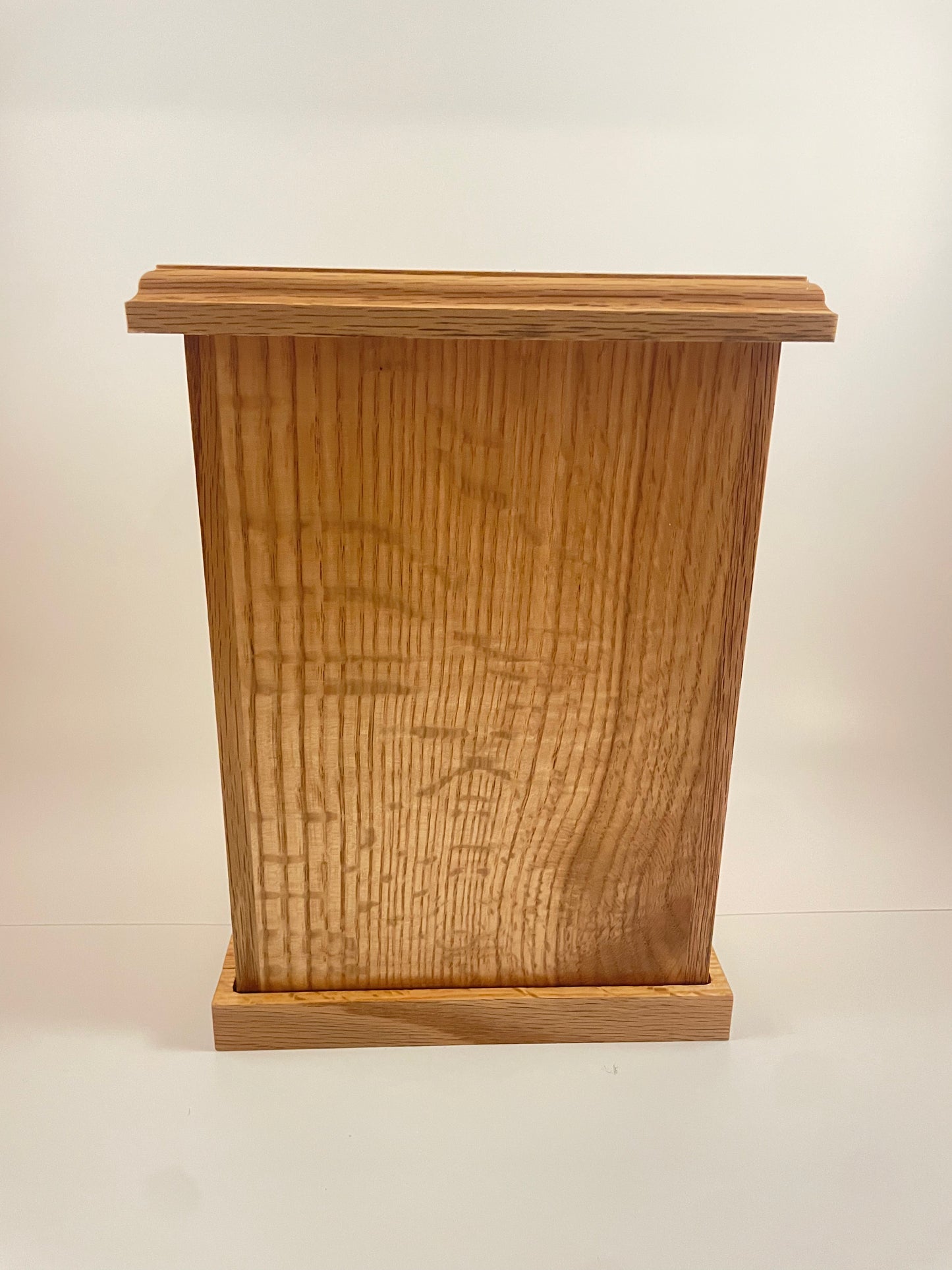 Standard Urn